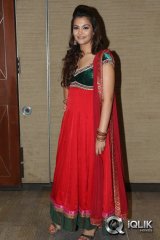 Nazia Hussain at Nee Jathaga Nenundali Movie Audio Lainch
